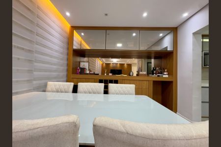 Casa para alugar com 190m², 3 quartos e 1 vaga Casa para alugar com 190m², 3 quartos e 1 vagaSala de Jantar