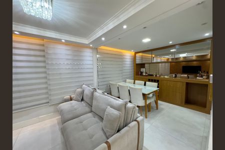 Sala de casa à venda com 3 quartos, 190m² em Vila Rosalia, Guarulhos