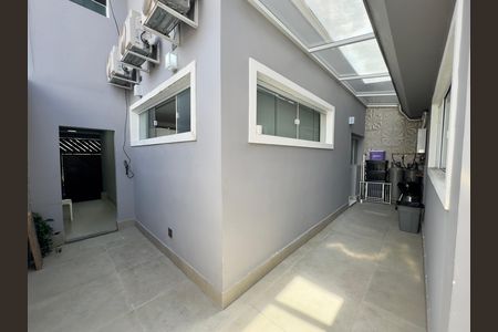 Casa para alugar com 190m², 3 quartos e 1 vaga Casa para alugar com 190m², 3 quartos e 1 vagaÁrea de Serviço