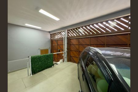 Casa para alugar com 190m², 3 quartos e 1 vaga Casa para alugar com 190m², 3 quartos e 1 vagaGaragem