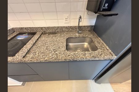 Apartamento para alugar com 25m², 1 quarto e sem vaga Apartamento para alugar com 25m², 1 quarto e sem vagaStudio