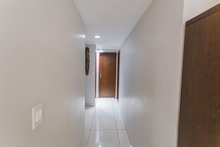 Apartamento à venda com 106m², 3 quartos e 2 vagasCorredor
