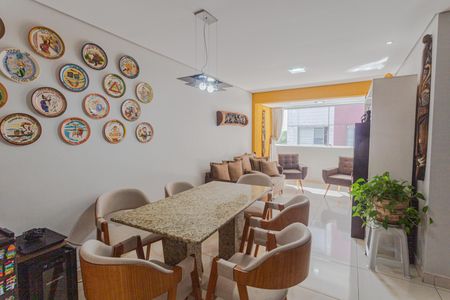 Sala de apartamento à venda com 3 quartos, 106m² em Ipiranga, Belo Horizonte