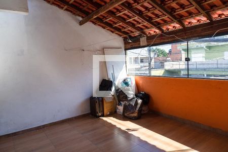 Casa para alugar com 100m², 4 quartos e 2 vagasVaranda