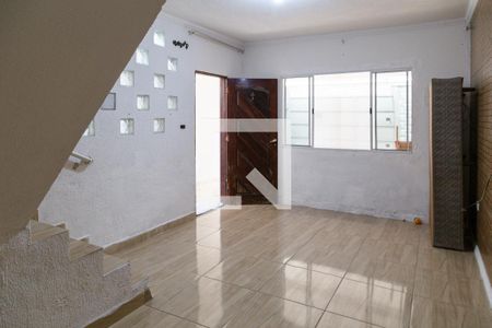 Sala de casa para alugar com 4 quartos, 100m² em Jardim Hanna, Guarulhos