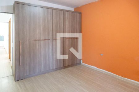 Casa para alugar com 100m², 4 quartos e 2 vagasQuarto