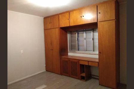 Casa à venda com 3 quartos, 169m² em Jardim Aeroporto, São Paulo