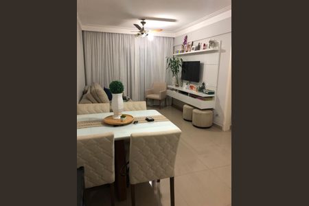 Sala de apartamento à venda com 2 quartos, 79m² em Taquaral, Campinas