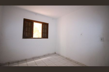 Casa para alugar com 2 quartos, 80m² em Parque Sao Rafael, São Paulo