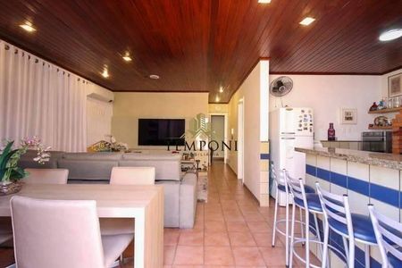 Apartamento à venda com 241m², 5 quartos e 2 vagas