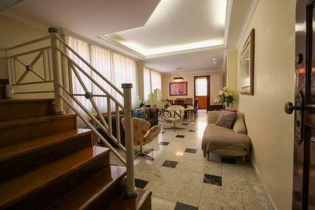 Apartamento à venda com 241m², 5 quartos e 2 vagas