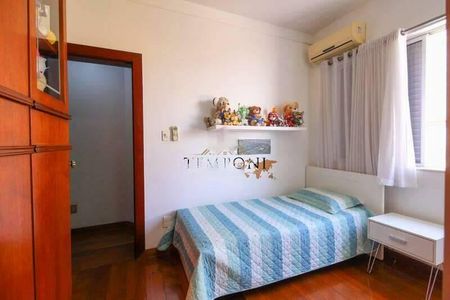 Apartamento à venda com 241m², 5 quartos e 2 vagas