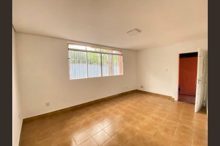 Casa à venda com 2 quartos, 134m² em Vila Alzira, Santo André
