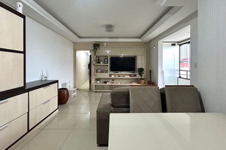Apartamento para alugar com 100m², 3 quartos e 1 vagaSala