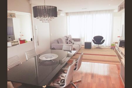 Apartamento à venda com 2 quartos, 104m² em Jardim das Acacias, São Paulo