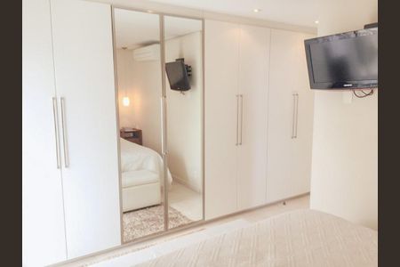 Apartamento à venda com 2 quartos, 104m² em Jardim das Acacias, São Paulo