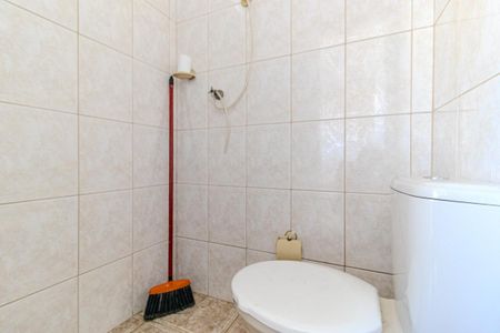 Apartamento para alugar com 87m², 2 quartos e 1 vaga Apartamento para alugar com 87m², 2 quartos e 1 vagaBanheiro de Serviço