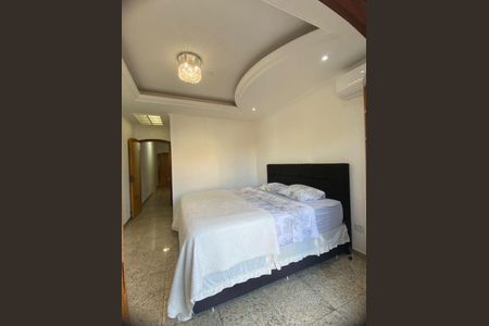 Casa à venda com 3 quartos, 177m² em Jardim Santa Clara, Guarulhos