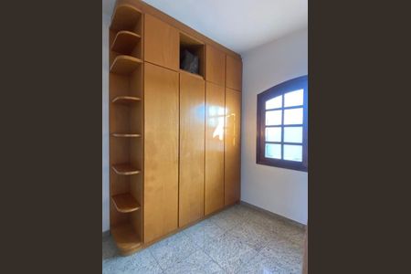 Casa à venda com 3 quartos, 177m² em Jardim Santa Clara, Guarulhos