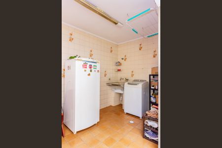 Casa à venda com 173m², 3 quartos e 2 vagas Casa à venda com 173m², 3 quartos e 2 vagasLavanderia