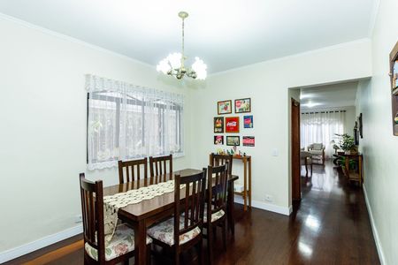 Casa à venda com 173m², 3 quartos e 2 vagas Casa à venda com 173m², 3 quartos e 2 vagasCozinha