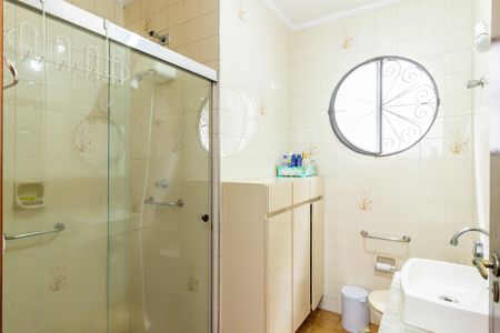 Casa à venda com 173m², 3 quartos e 2 vagas Casa à venda com 173m², 3 quartos e 2 vagasBanheiro 2