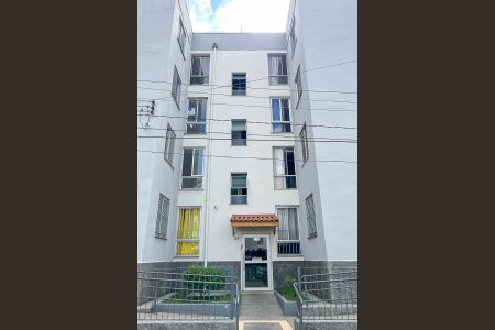Apartamento para alugar com 56m², 2 quartos e 1 vagaFachada + plaquinha