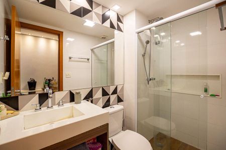 Apartamento à venda com 72m², 2 quartos e 1 vaga