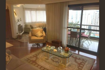 Apartamento à venda com 4 quartos, 200m² em Moema, São Paulo