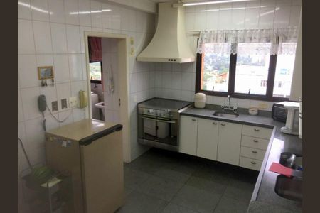 Apartamento à venda com 200m², 4 quartos e 4 vagas