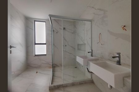 Casa de condomínio à venda com 200m², 4 quartos e 1 vagaBanheiro da Suíte 2