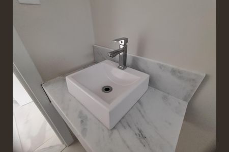 Casa de condomínio à venda com 200m², 4 quartos e 1 vagaBanheiro da Suíte 4