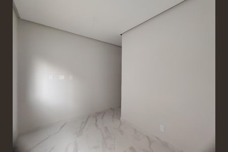 Casa de condomínio à venda com 200m², 4 quartos e 1 vagaSuíte 1