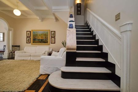 Casa à venda com 221m², 4 quartos e 3 vagas
