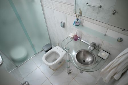 Apartamento à venda com 63m², 2 quartos e 1 vagaBanheiro