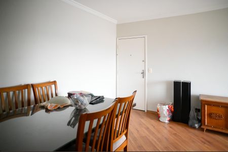 Apartamento à venda com 63m², 2 quartos e 1 vagaSala