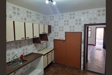 Casa à venda com 60m², 2 quartos e 1 vaga