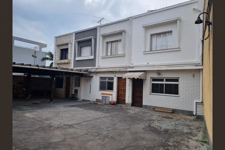 Casa à venda com 60m², 2 quartos e 1 vaga