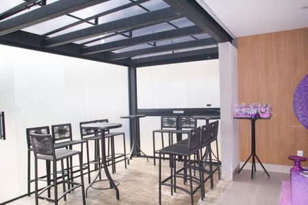 Apartamento à venda com 51m², 2 quartos e 1 vaga Apartamento à venda com 51m², 2 quartos e 1 vagaÁrea comum - Salão de festas