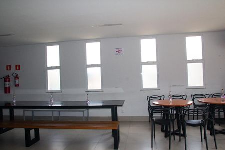 Apartamento à venda com 51m², 2 quartos e 1 vaga Apartamento à venda com 51m², 2 quartos e 1 vagaÁrea comum - Salão de festas