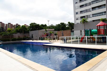 Apartamento à venda com 51m², 2 quartos e 1 vaga Apartamento à venda com 51m², 2 quartos e 1 vagaÁrea comum - Piscina