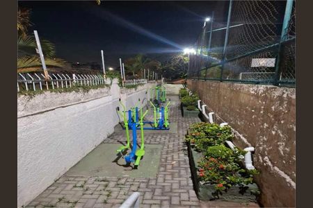 Casa à venda com 2 quartos, 68m² em Vila Metalúrgica, Santo André
