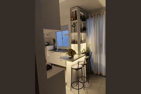 Apartamento à venda com 2 quartos, 42m² em Santos Dumont, São Leopoldo