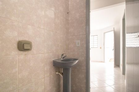 Casa para alugar com 43m², 2 quartos e 1 vagaBanheiro Social