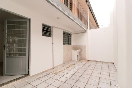 Casa para alugar com 43m², 2 quartos e 1 vagaÁrea de Serviço