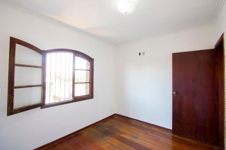 Casa para alugar com 284m², 3 quartos e 7 vagasQuarto 3
