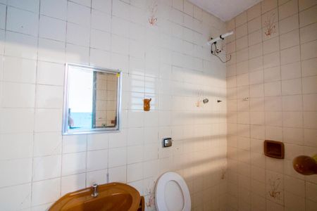 Casa para alugar com 284m², 3 quartos e 7 vagasBanheiro do salão