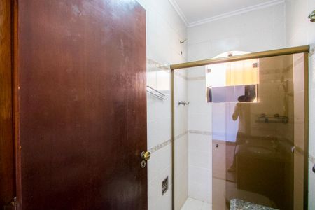 Casa para alugar com 284m², 3 quartos e 7 vagasBanheiro do quarto 1