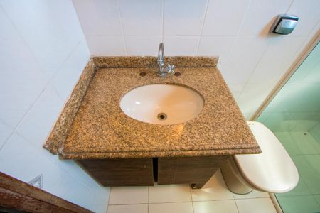 Casa para alugar com 284m², 3 quartos e 7 vagasBanheiro social