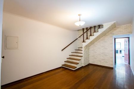 Casa para alugar com 284m², 3 quartos e 7 vagasSala